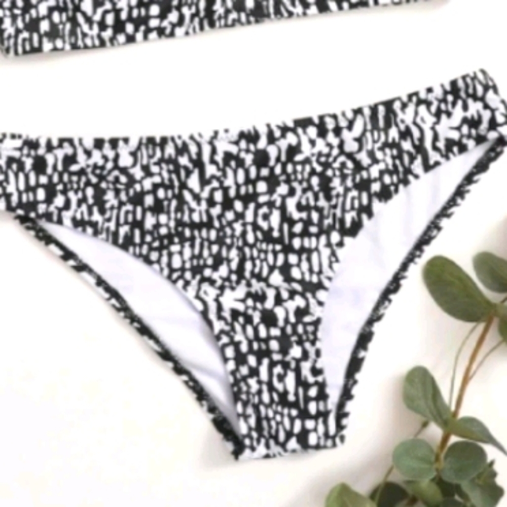Shein Allover Print Tie Shoulder Bikini Bottom